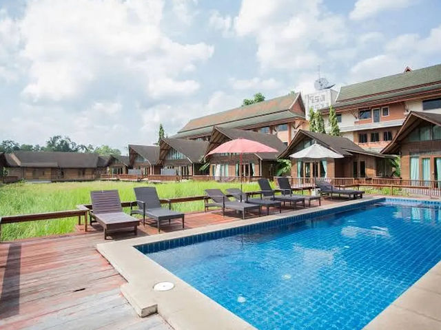 โรงแรมร้อยเกาะ รีสอร์ท แอนด์ สปา