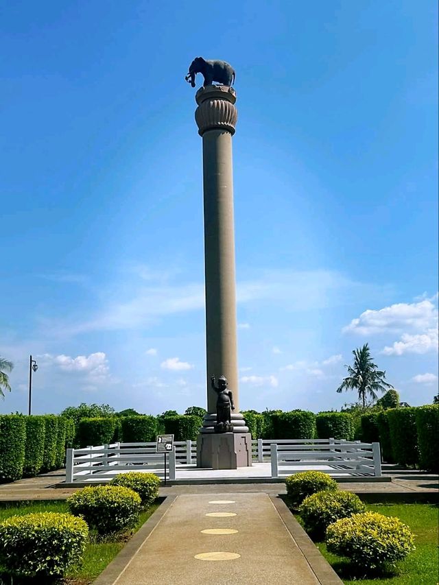 วัดปัญญานันทาราม ปริศนาธรรมนำเสนอเป็นรูปธรรม