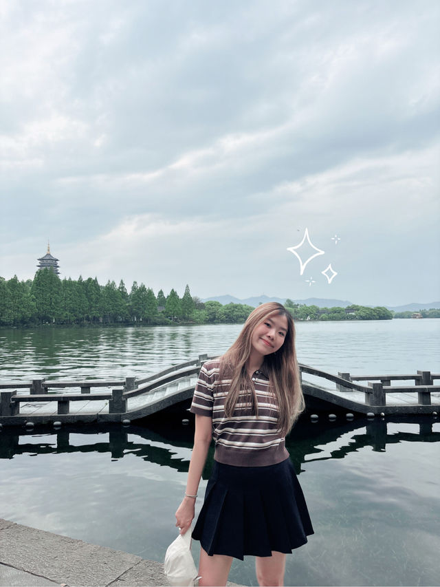 เดินเล่นรอบทะเลสาบซีหู