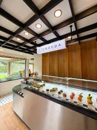 SARUDA - คาเฟ่สุดเก๋ย่านสันติธรรม เด่นเรื่องขนม