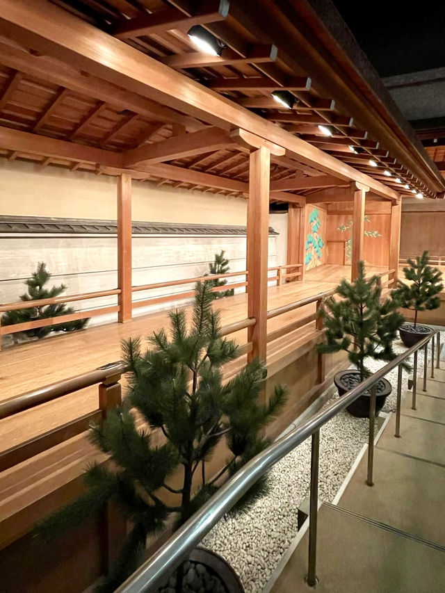 Kyoto Slow Stroll — Feel the Breeze and Culture of the Ancient Capital 🌿⛩️