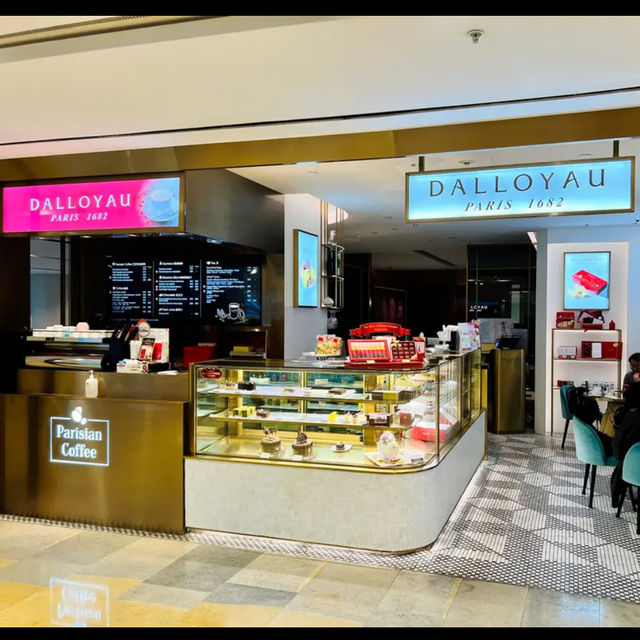 感覺高級舒適嘅咖啡店🍰