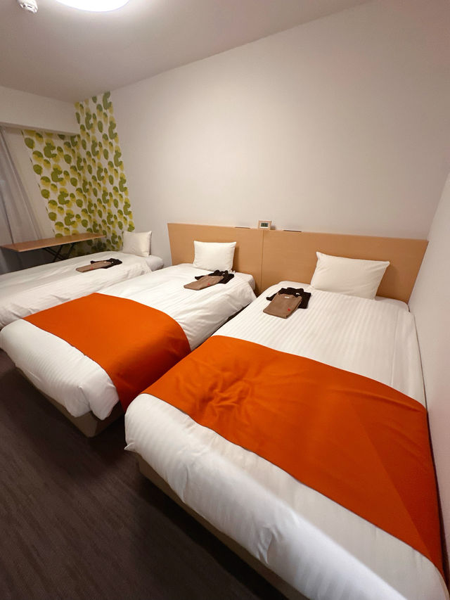 Only 1 Minute from the Station?! This Osaka Hotel Surprised Us in the Best Way!