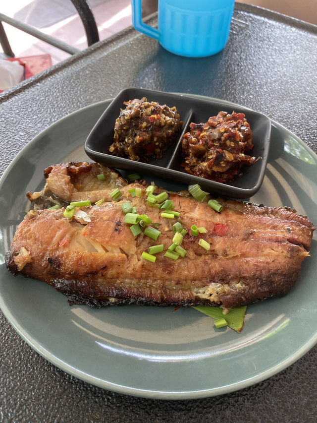 ชู้ลาวชู้รส ร้านอาหารอีสานแซ่บถึงใจ