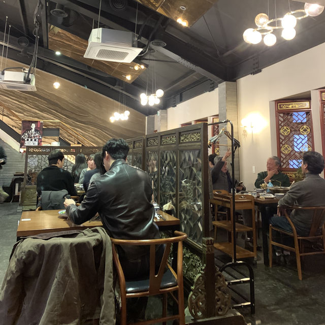 【🇰🇷度量】黑白大廚外送員餐廳，入口即化東坡肉