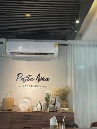 Pasta Ama: พาสต้าเส้นสดรสเลิศที่ต้องลอง! 🍝