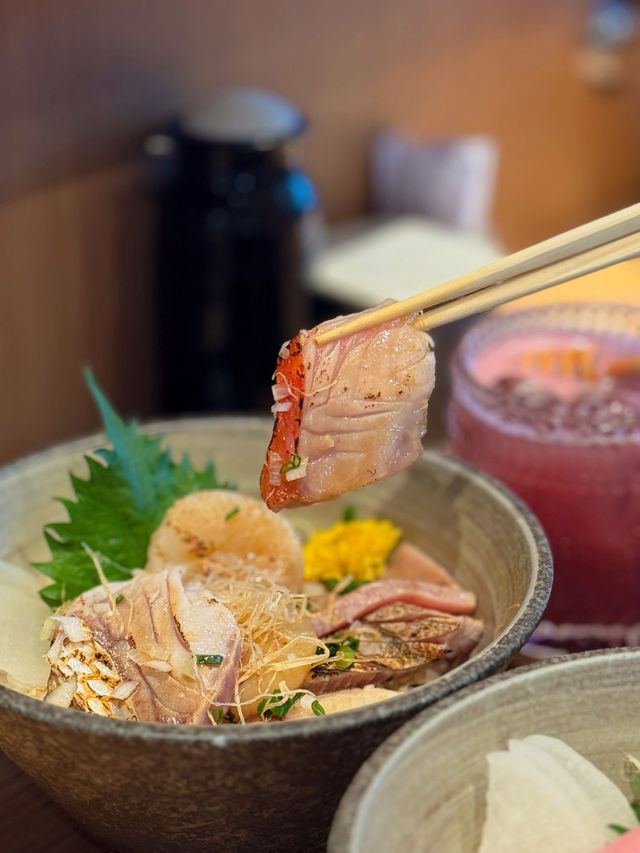 【啟德 ✦ 𝘼𝙄𝙍𝙎𝙄𝘿𝙀高級感刺身丼飯 🍣✨】
