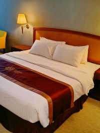 Explore Muar's Central Comfort: Classic Hotel - Your Gateway to Town & Taste!