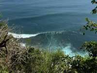 Bali's Hidden Gem: Blue Point Beach in Southern Bali! 🌊💙
