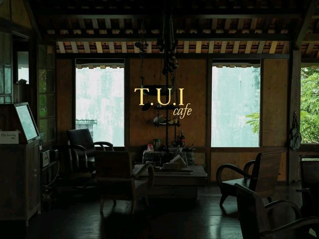 T.U.I Cafe