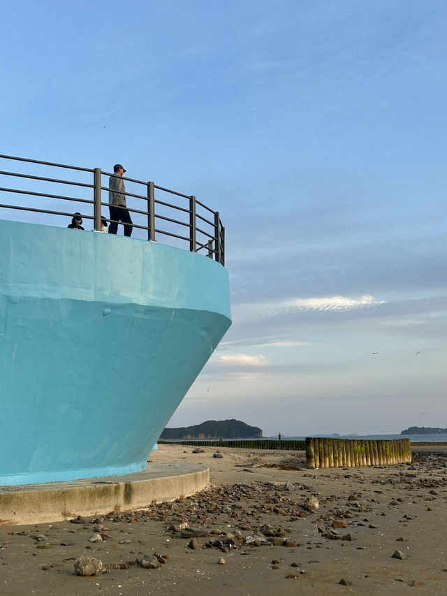 🌅 할미·할아비 바위의 전설과 붉게 물드는 환상 일몰, 꽃지해수욕장 