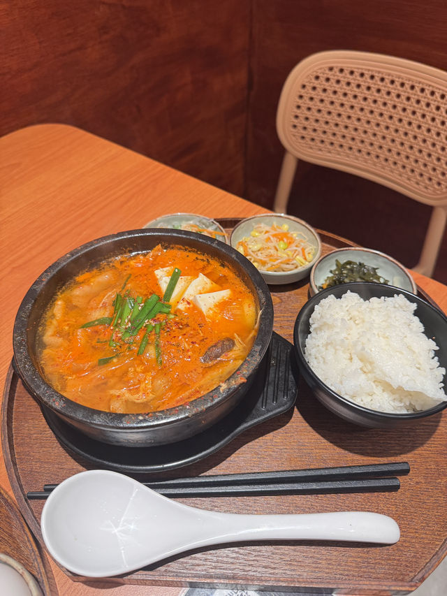 🚇台北市政府站復古風韓式定食「丰屋 」