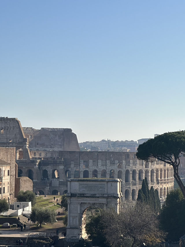 Palatine Hill: Where Emperors Dreamed And Rome Was Born