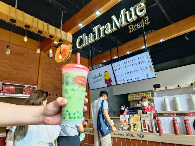 ChaTraMue手標泰式茶，一杯傳承自1945的經典風味。