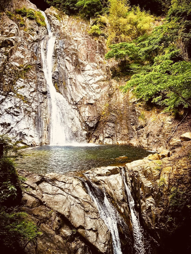 Nunobiki Falls (布引の滝) – Kobe’s Hidden Natural Oasis** 🌿💦