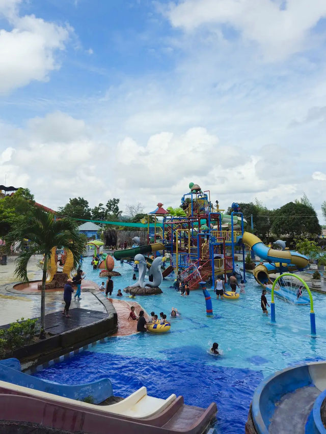 Splash Happens—Top 100 Batuaji’s Water Wonderland
