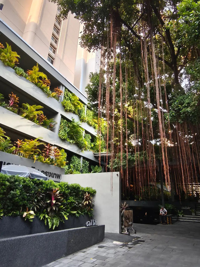 Urban Jungle Meets Luxe Comfort at Ad Li