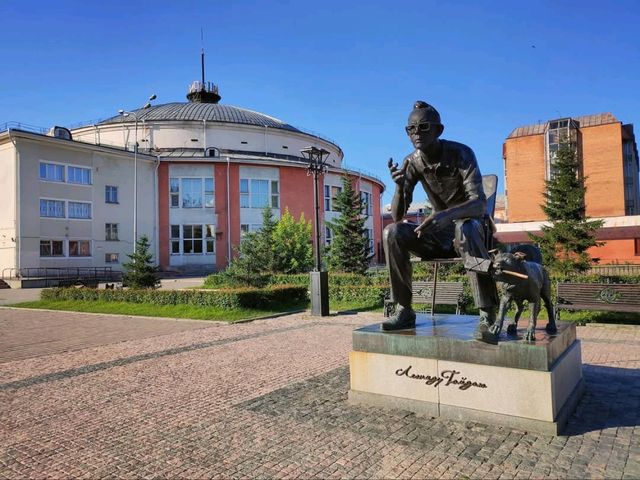 Wandering Through Irkutsk’s Landmarks Like a Local