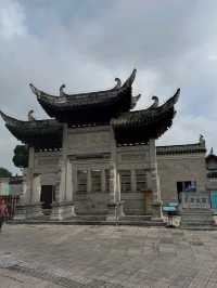 Anshun City Walks Are Chill with a Side of Surprise