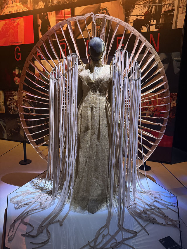 MOCAU has a must-go exhibit now! Catch it before it’s too late!