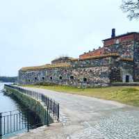 Explore the Historic Suomenlinna Island