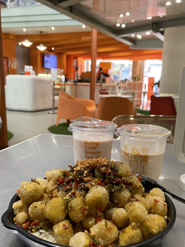 Sliding into Coffee Culture: A Fun-Filled Visit to Kopi Cantel Braga