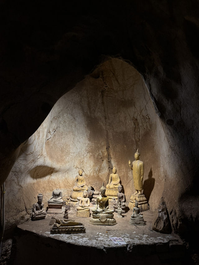 A Magical Day in Luang Prabang: Caves, Waterfalls & Wildlife 🌲🐘🥾 A Magical Day in Luang Prabang: Caves, Waterfalls & Wildlife 🌲🐘🥾