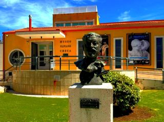 ศิลปินชื่อดัง