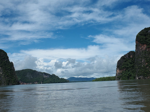 ไปนั่งเรือเที่ยวเกาะที่พังงากัน