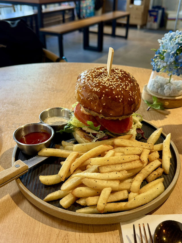 葵興必試!隱世 Season. Cafe|經典美式手打漢堡+全日早餐大滿足🍔🥗 葵興必試!隱世 Season. Cafe|經典美式手打漢堡+全日早餐大滿足🍔🥗
