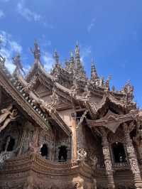 Pattaya Perfect Day 2: Temples, Toys & Thai Hot Pot! 🌅🛍️🍲