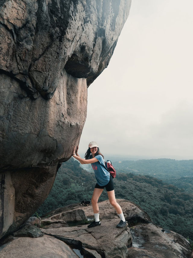 หุบเขา "ตีนไก่" บ้านนา จังหวัดนครนายก หุบเขา "ตีนไก่" บ้านนา จังหวัดนครนายก
