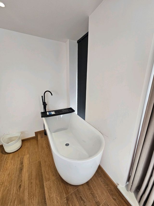 360° City Views & Chic Minimalist Vibes at Mixiyue Scenic Hotel in Chongqing 💫