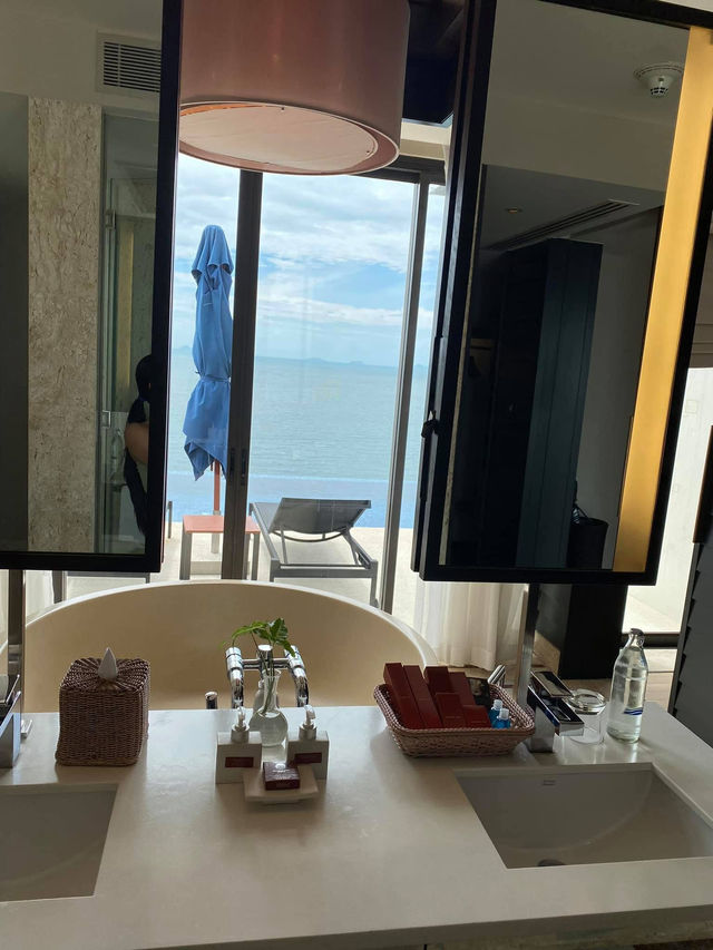 ทำไมต้องเลือกพัก ที่ ConRad Koh samui🏝️ ทำไมต้องเลือกพัก ที่ ConRad Koh samui🏝️