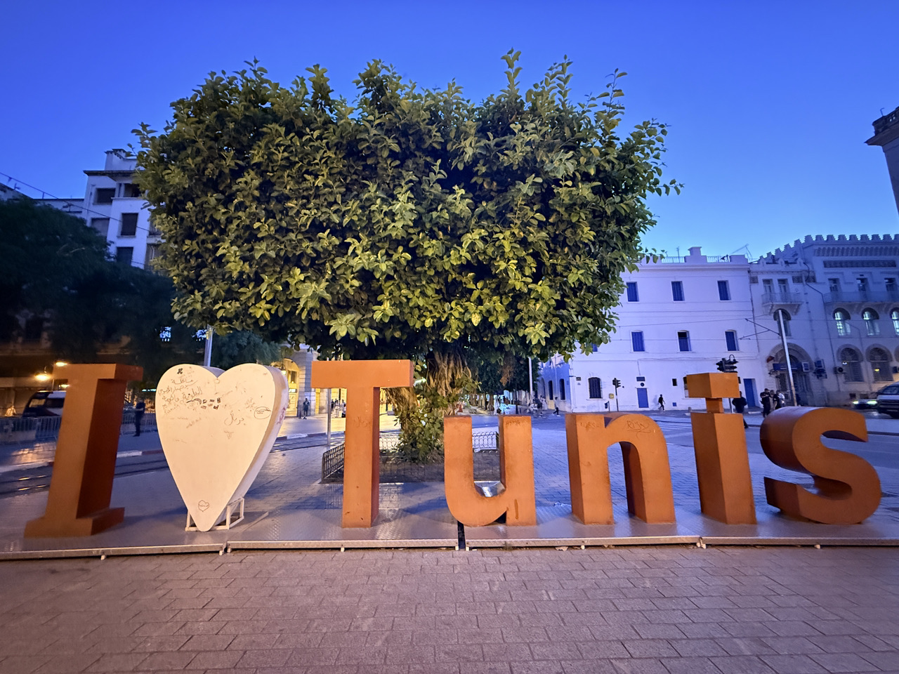 Chuyến đi đến đảo Derba, Tunisia