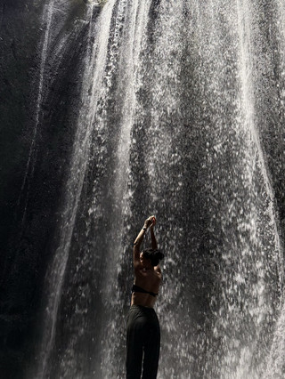 Air Terjun Tukad Cepung, Destinasi Tak Terlupakan di Bali! 