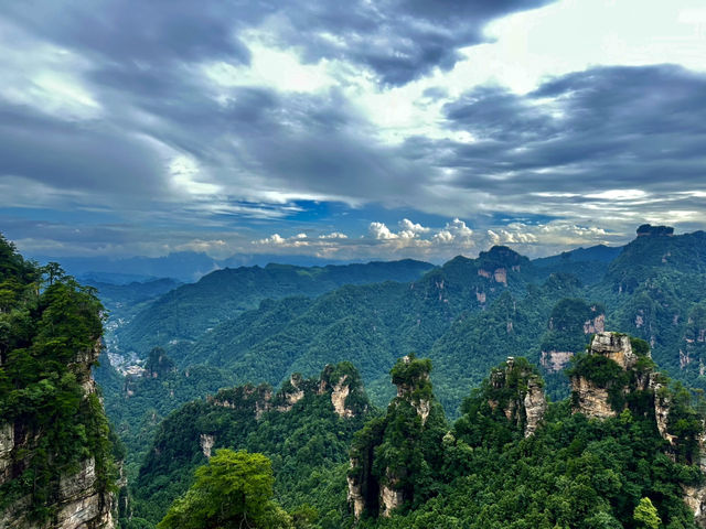 Exploring the Avatar World ⛰️🌏