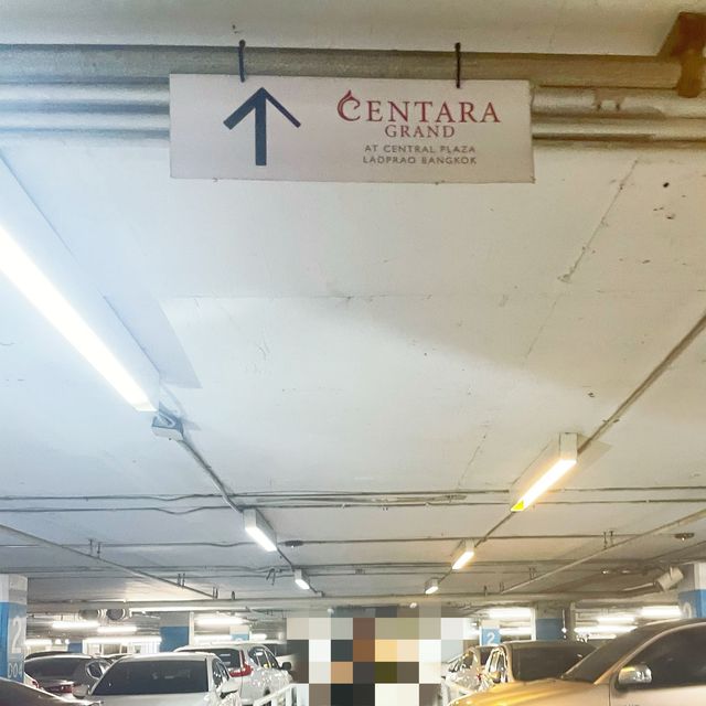 Centara Grand at Central plaza Ladprao