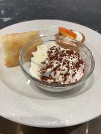 プラザプレミアムラウンジ