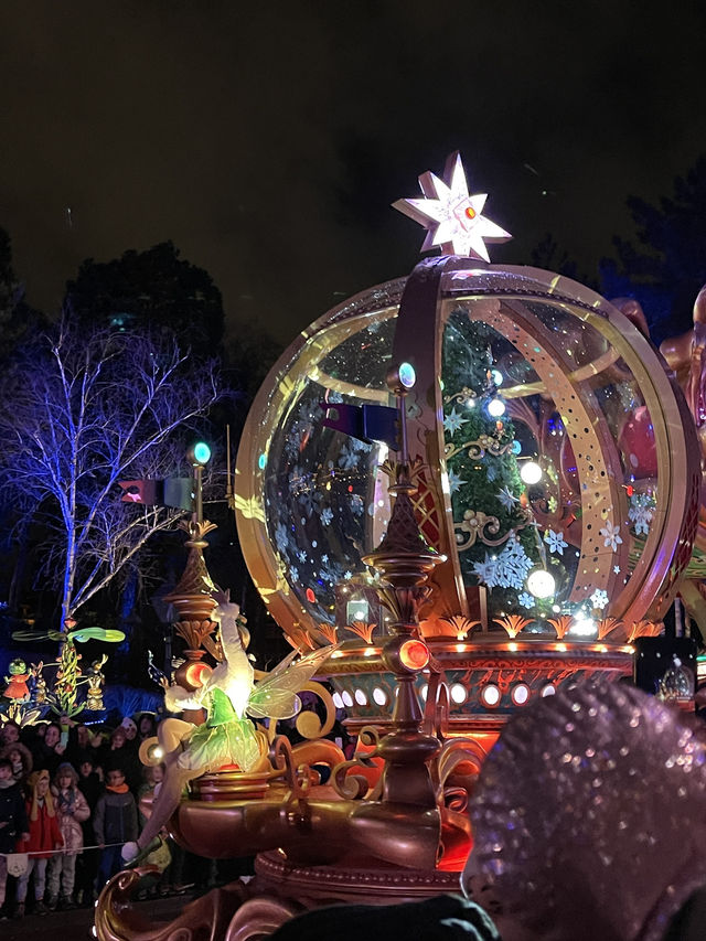 Feel the magic in Disneyland Paris!