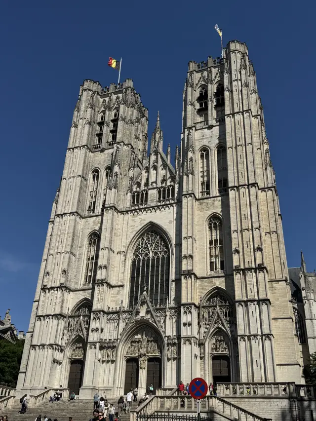 🇧🇪 布魯塞爾聖彌額爾與聖古都勒主教座堂⛪️