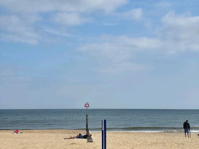 Bournemouth Breeze: A Short Escape to the Sea