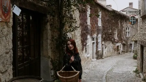 🏰 Pérouges – A Fairytale Medieval Village in France — traveler post in Perouges