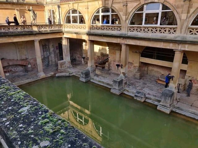Bath: Elegance in Stone and Steam