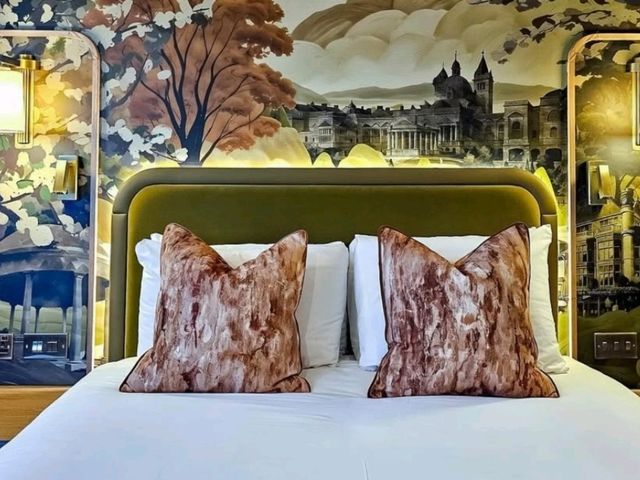 Character filled Yorkshire hotel in Harrogate - Cedar Court Hotel