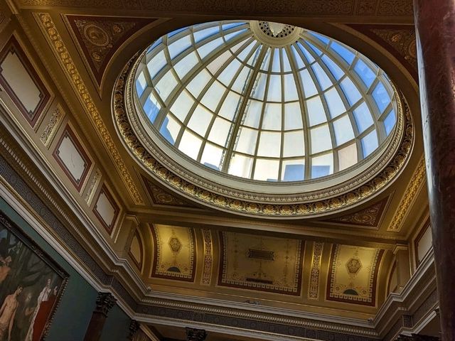 Half-Day Wonderland at the National Gallery London ❄️ #winterescape