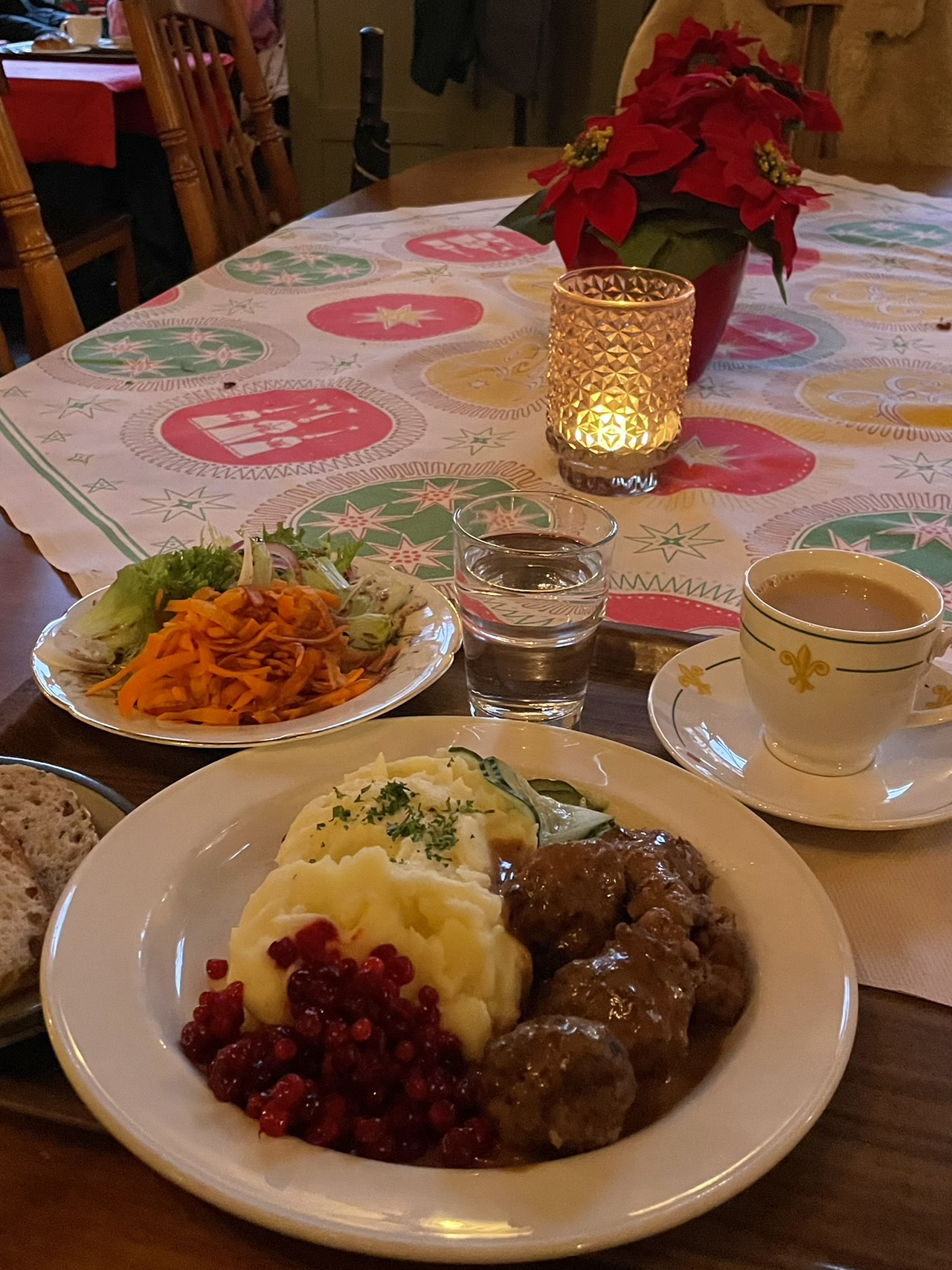 🍽️ 🇸🇪 Món ăn Thụy Điển nhất định phải thử