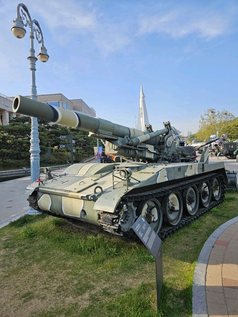 🪖 野外で感じる歴史：韓国戦争記念館！。 | Trip.com ソウル