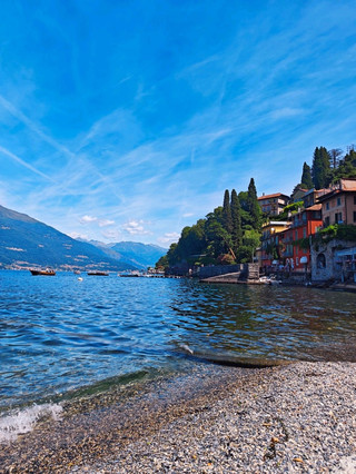 Some places are beautiful. Others change the way you feel.
Lake Como is one of those rare places where time slows down, the mountains embrace the water, and every breath feels a little lighter. It's not just a destination—it's a reminder that the world is still full of places that can leave you speechless. Once you see it, a part of your heart stays there forever.