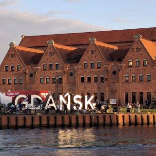 Tricity (Trójmiasto): Gdańsk, Gdynia, Sopot.